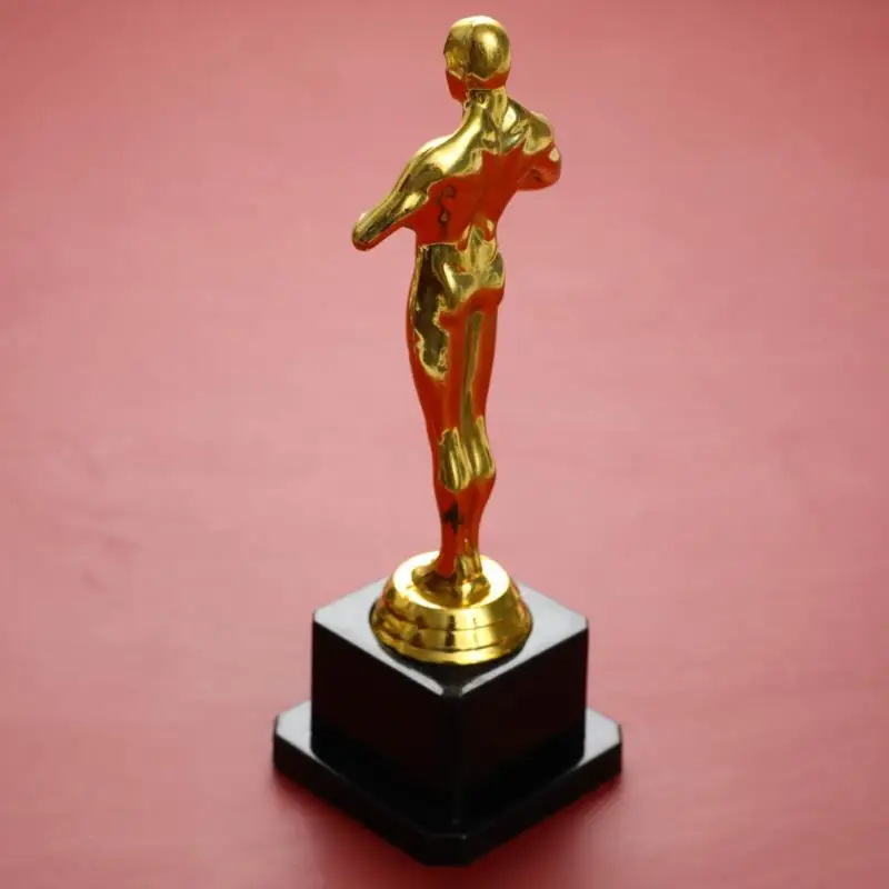 Oscar Trofeum Nagroda Plastikowa Pozłacane Kopia Drużynowe Zawody Sportowe Craft Pamiątka Impreza Świąteczny Prezent Oscar Nagrody 18/21/26 cm