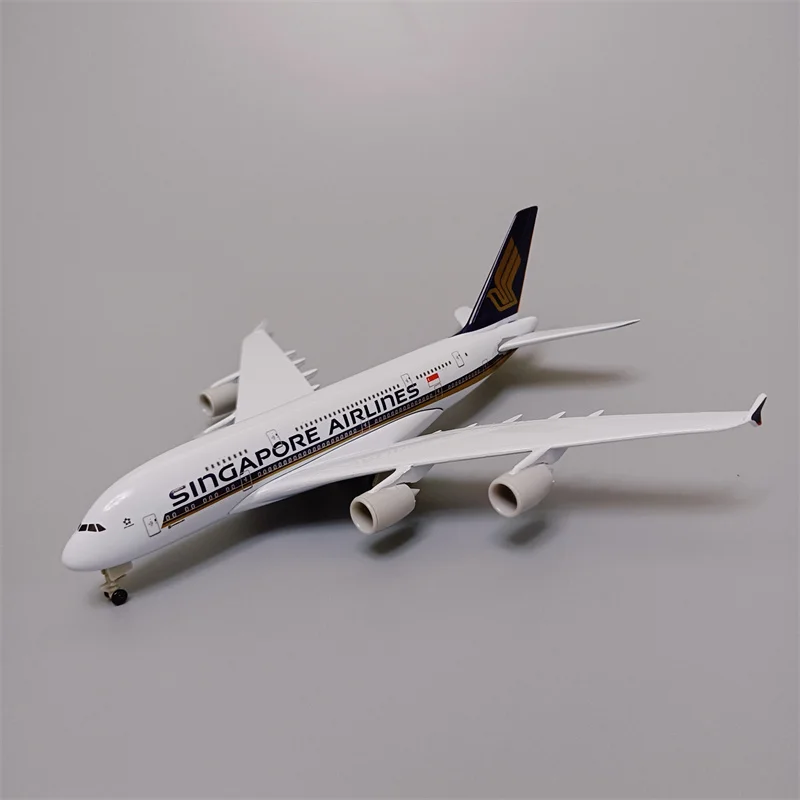18*20 cm Model Ze stopu Metalu Air Singapore Airlines Airbus A380 Airways Model Samolotu Model Samolotu do Odlewania pod ciśnieniem Samolot z Kołami Zabawki