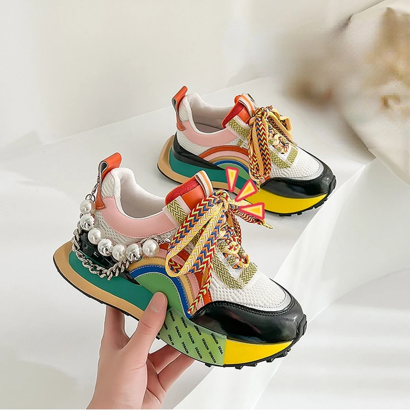 Nowe dekoracyjne damska вулканизированная buty sznurowane z opalizującym perłowej łańcuchem, Damskie Trampki na platformie, Zapatos De Mujer, buty Damskie