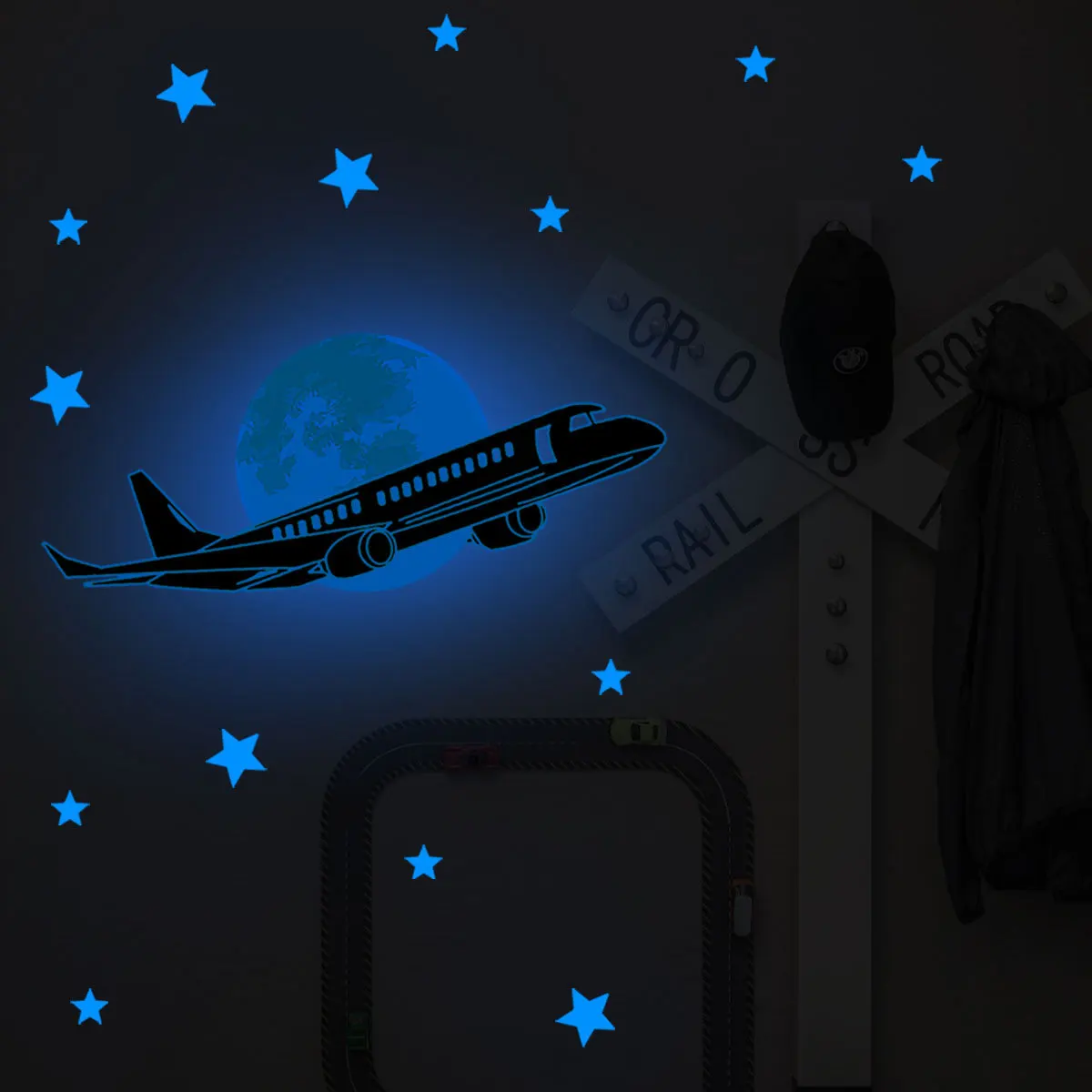 Świecące Nocą W Niebo, Samolot Gwiazdy Świecące Naklejki Na Ścianę Sypialnia Dziecięca Światło Fluorescencyjne, Dekoracyjna Naklejka Na Ścianę Akcesoria Do Sypialni